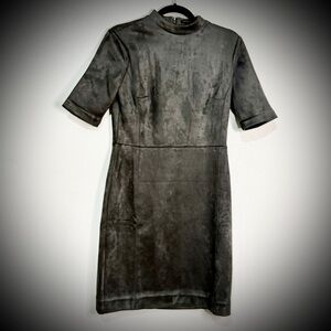 Ann Taylor Gray Sueded Short-Sleeved Dress. Sz 4. Simple. Classic. Lovely.